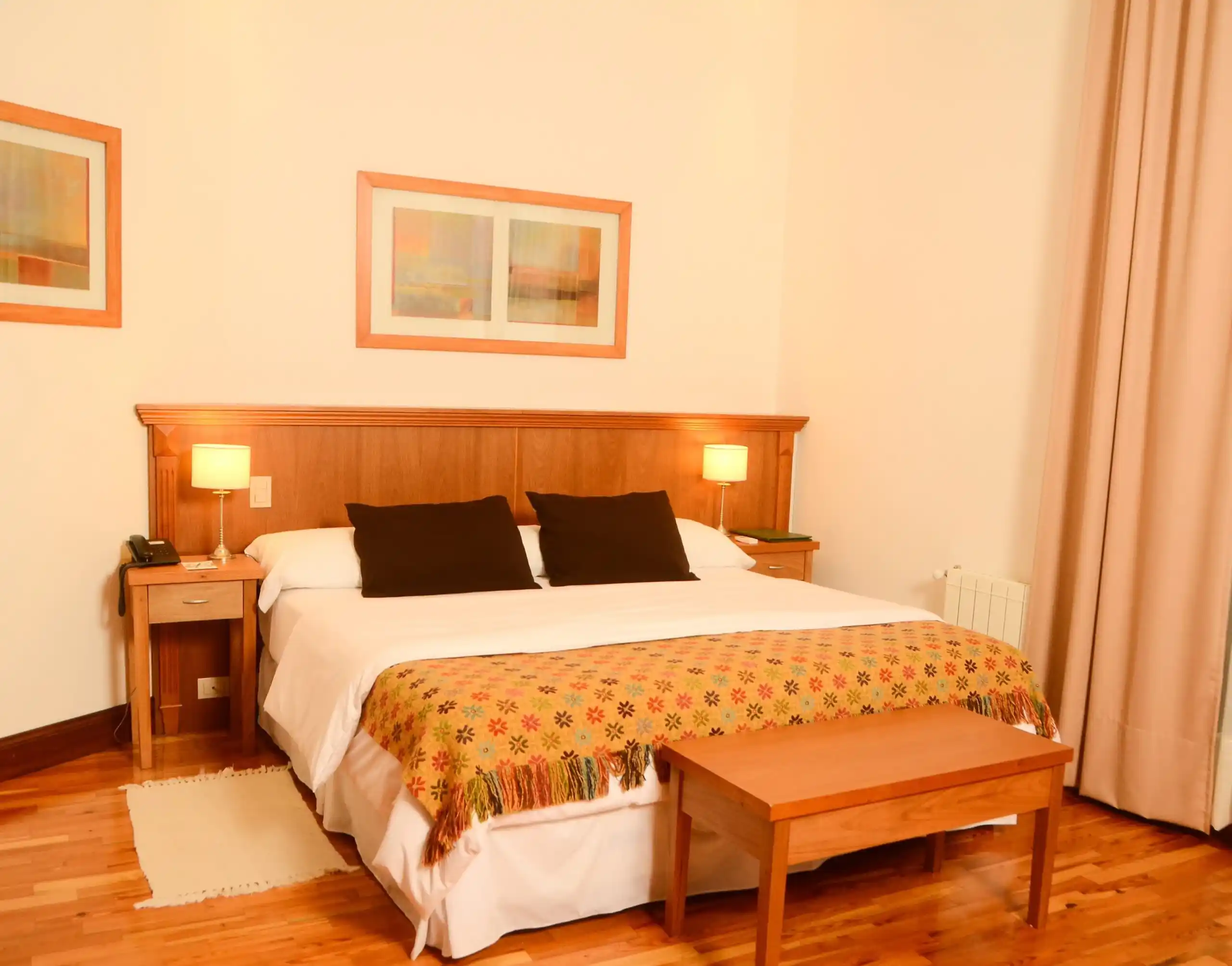 Habitación matrimonial del hotel en Chascomús