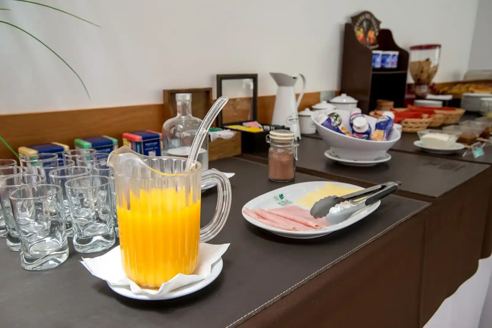 Desayuno incluido en el hotel Roble Blanco