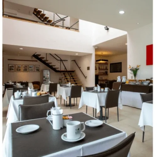 Servicios del hotel para una estadía cómoda